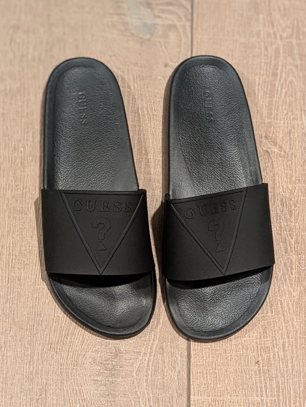 GUESS Estol Black Men's Slide Sandals with Embossed Logo Size 11